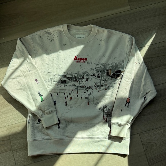 Abercrombie & Fitch Other - Abercrombie & Fitch Aspen Graphic Crewneck - Off-White